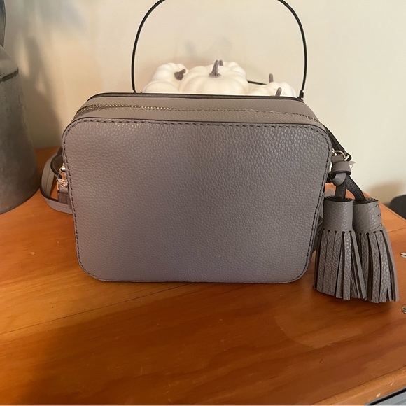 ♠️ NWT Kate Spade Orchard Street Arla camera bag - Cityscape gray - Picture 3 of 6